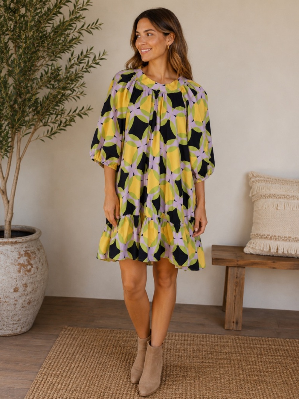 NWT Host & Var retro print contemporary dress small
